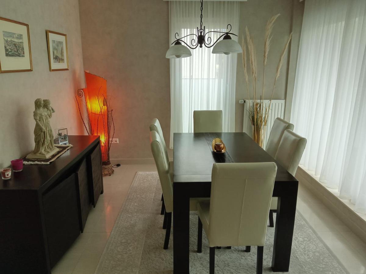 Primeurs Standing De 85 M², Luxembourg-kirchberg Appartement